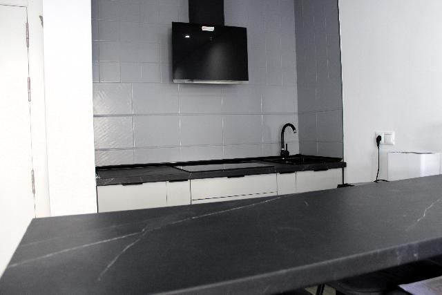 Imagen 4 Inmueble 299762 - Apto. Playa en venta en Torrevieja / Apartamento a pie de playa en zona de los locos.