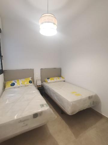 Imagen 11 Inmueble 301388 - Planta Baja en venta en Torrevieja / Apartamento en planta baja junto a la av. mar báltico.