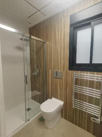 Imagen 10 Inmueble 301388 - Planta Baja en venta en Torrevieja / Apartamento en planta baja junto a la av. mar báltico.