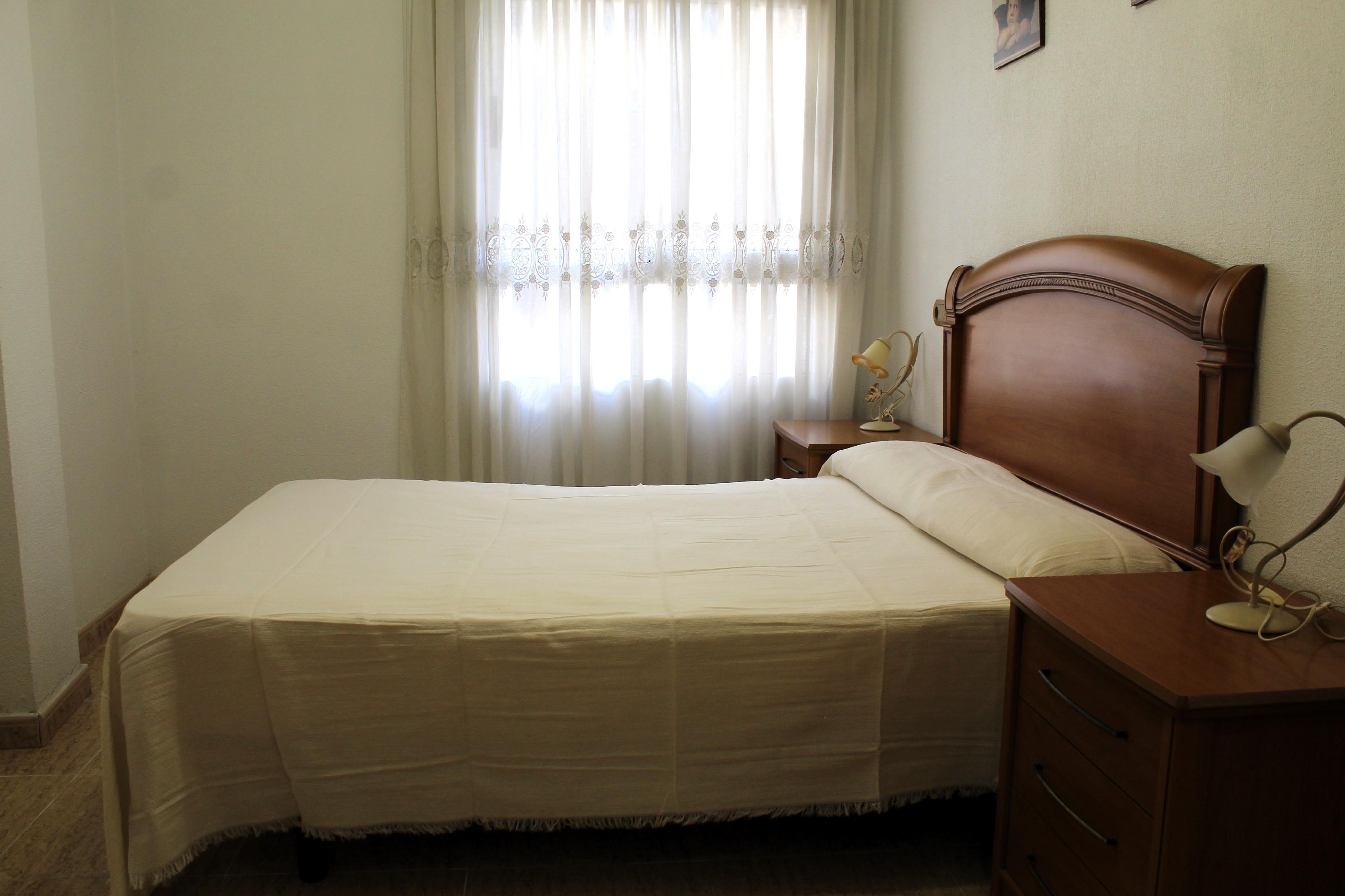 Imagen 12 Apartamento en venta en Torrevieja / Ramon Gallud, en el corazón de Torrevieja