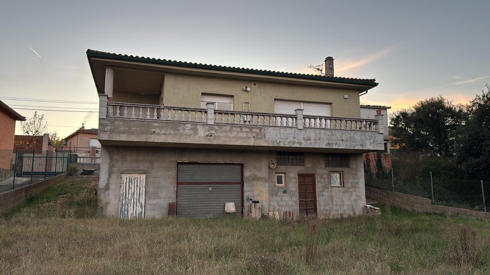 Imagen 2 Casa Aislada en venta en Fogars De La Selva / Zona Residencial 