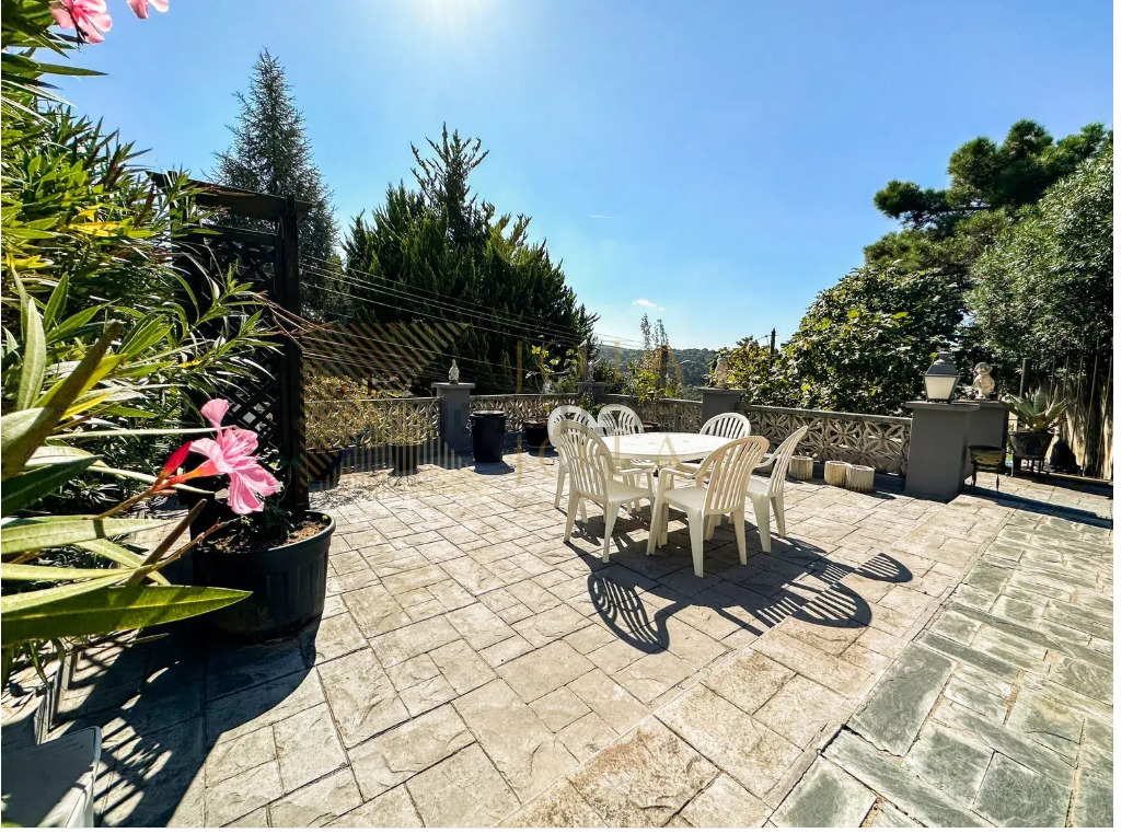 Imagen 7 Casa Aislada en venta en Vidreres / Casa urbanización Aiguaviva Park Vidreres