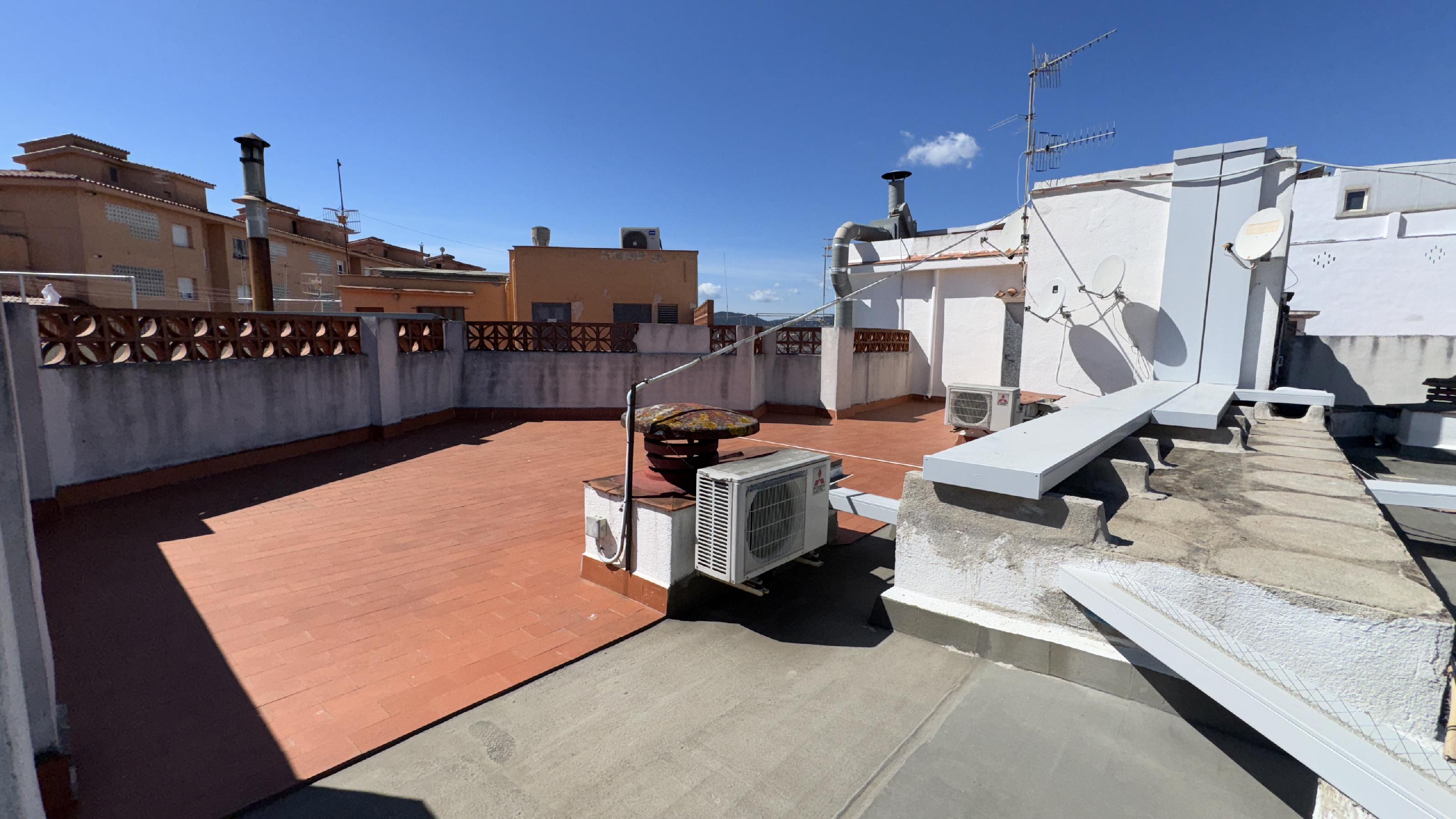 Imagen 13 Apto. Playa en venta en Blanes / Ático con vistas al  Mar 