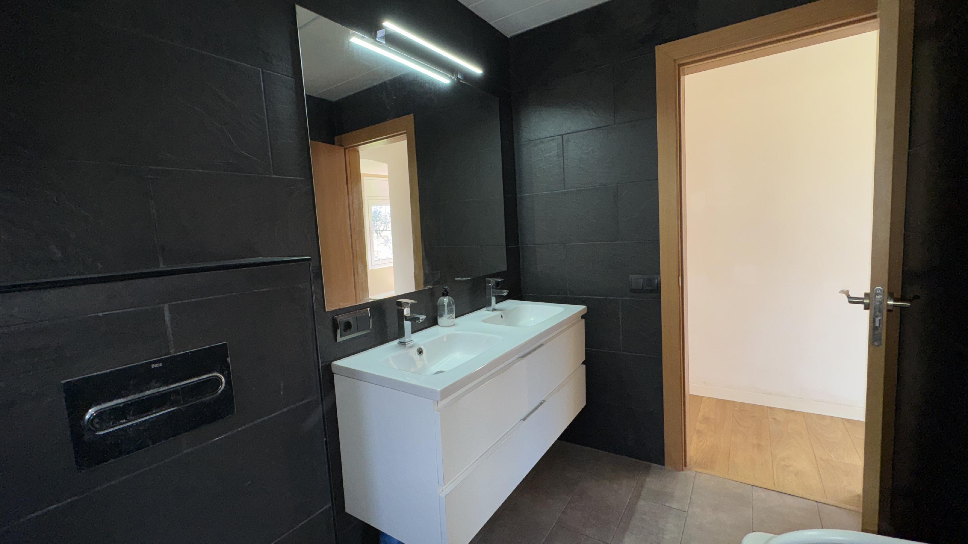 Imagen 20 Casa Aislada en venta en Lloret De Mar / Urbanización Lloret Blau