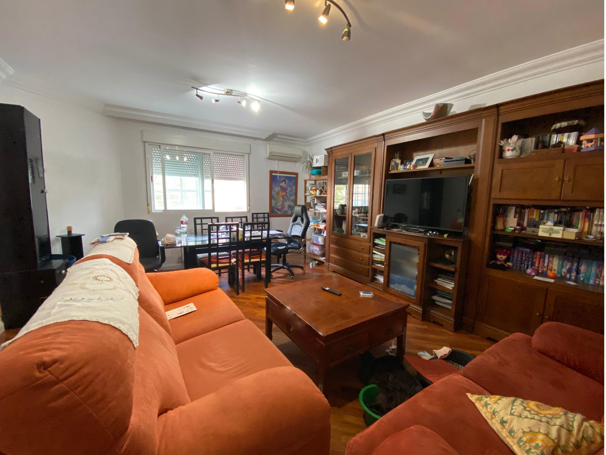 Imagen 2 Casa Adosada en venta en Cáceres / Ubicada a dos minutos del ferial