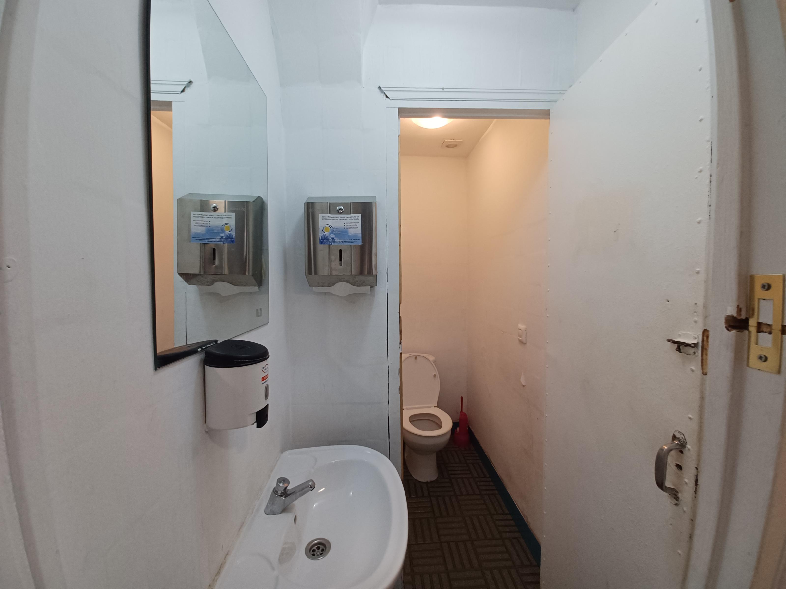 Imagen 11 Casa Pareada en venta en Cáceres / Cerca del ayuntamiento 