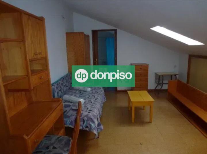 Imagen 12 Dúplex en venta en Cáceres / Cercano a la Plaza de toros y a 100 m del Casco Antiguo
