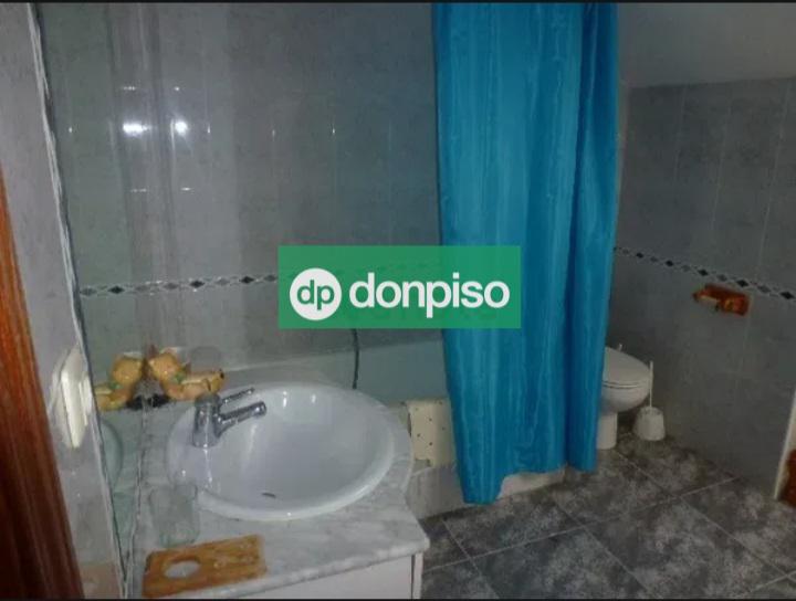 Imagen 8 Dúplex en venta en Cáceres / Cercano a la Plaza de toros y a 100 m del Casco Antiguo