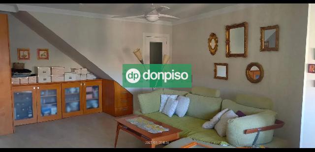 Imagen 1 Inmueble 295023 - Ático en venta en Cáceres / Zona Centro de Cáceres