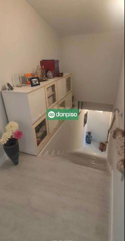 Imagen 3 Inmueble 295023 - Ático en venta en Cáceres / Zona Centro de Cáceres