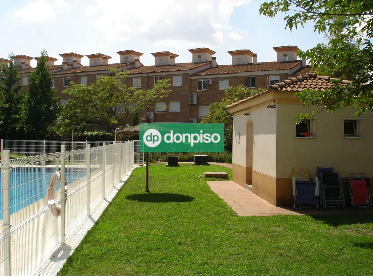 Imagen 22 Casa Adosada en venta en Cáceres / Zona macondo -castellanos Cáceres 