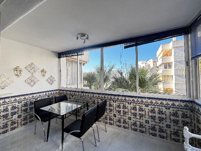 Imagen 2 Inmueble 293555 - Apartamento en venta en Benalmádena / Luminoso piso a 5 minutos del Hotel Tritón
