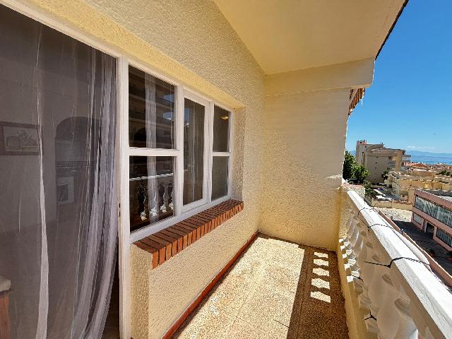 Imagen 3 Inmueble 293962 - Estudio en venta en Torremolinos / Estudio en la Carihuela al lado del Pez Espada