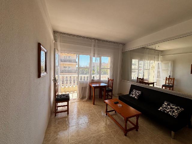Imagen 3 Inmueble 293963 - Estudio en venta en Torremolinos / Estudio en la Carihuela a 5 minutos de la playa
