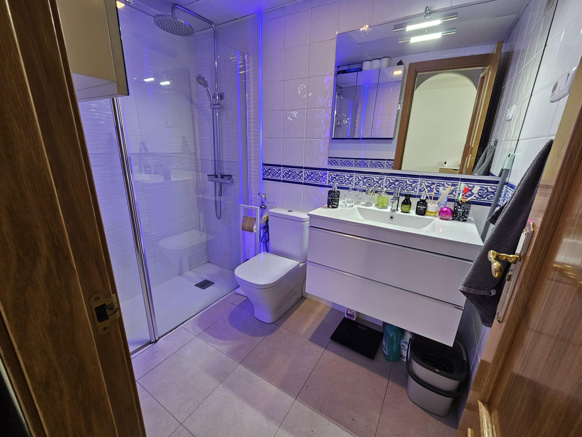 Imagen 15 Apartamento en venta en Torremolinos / A 5 minutos de la estación del Pinillo y Carrefour