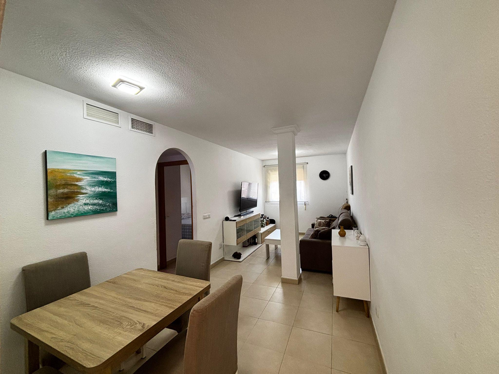 Imagen 5 Apartamento en venta en Torremolinos / A 5 minutos de la estación del Pinillo y Carrefour