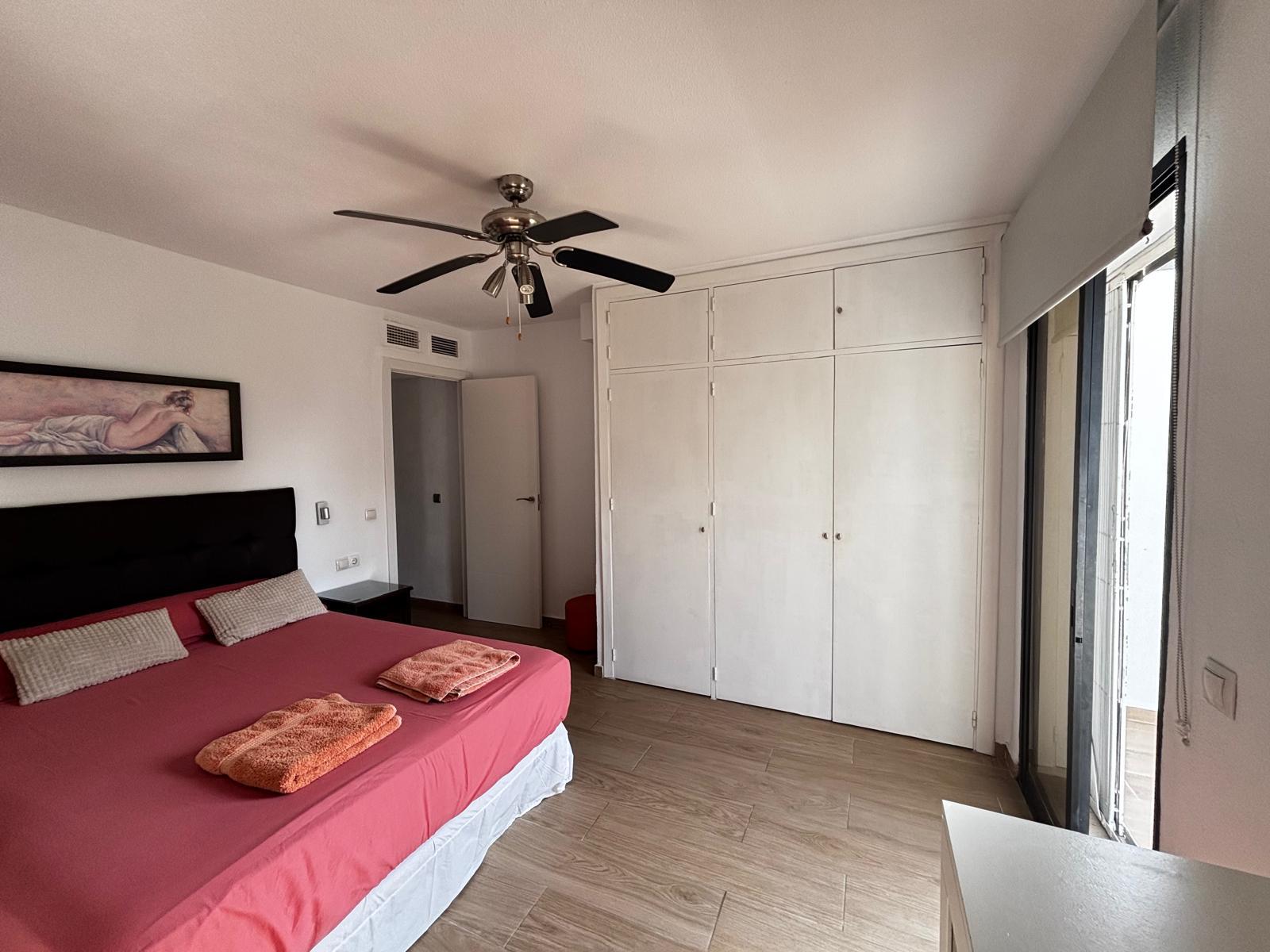 Imagen 25 Apartamento en venta en Benalmádena / A cinco minutos de la playa y Puerto Marina