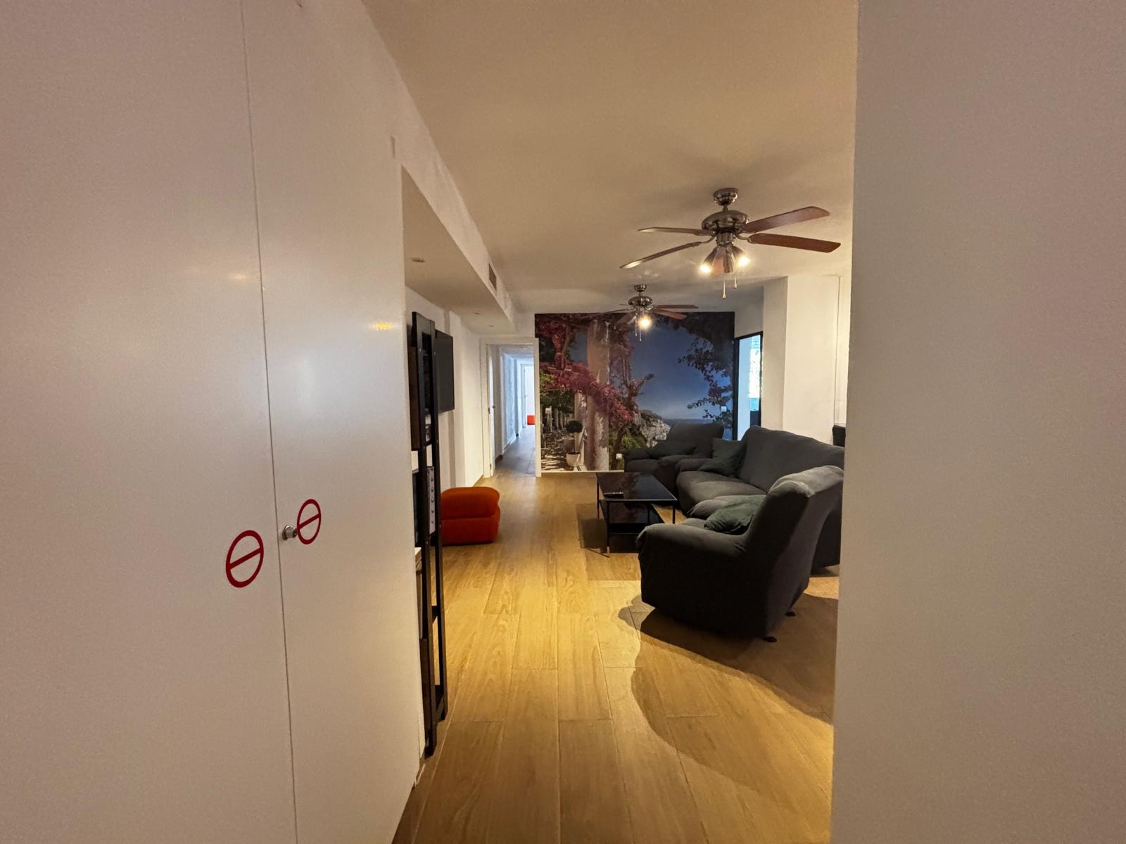 Imagen 7 Apartamento en venta en Benalmádena / A cinco minutos de la playa y Puerto Marina