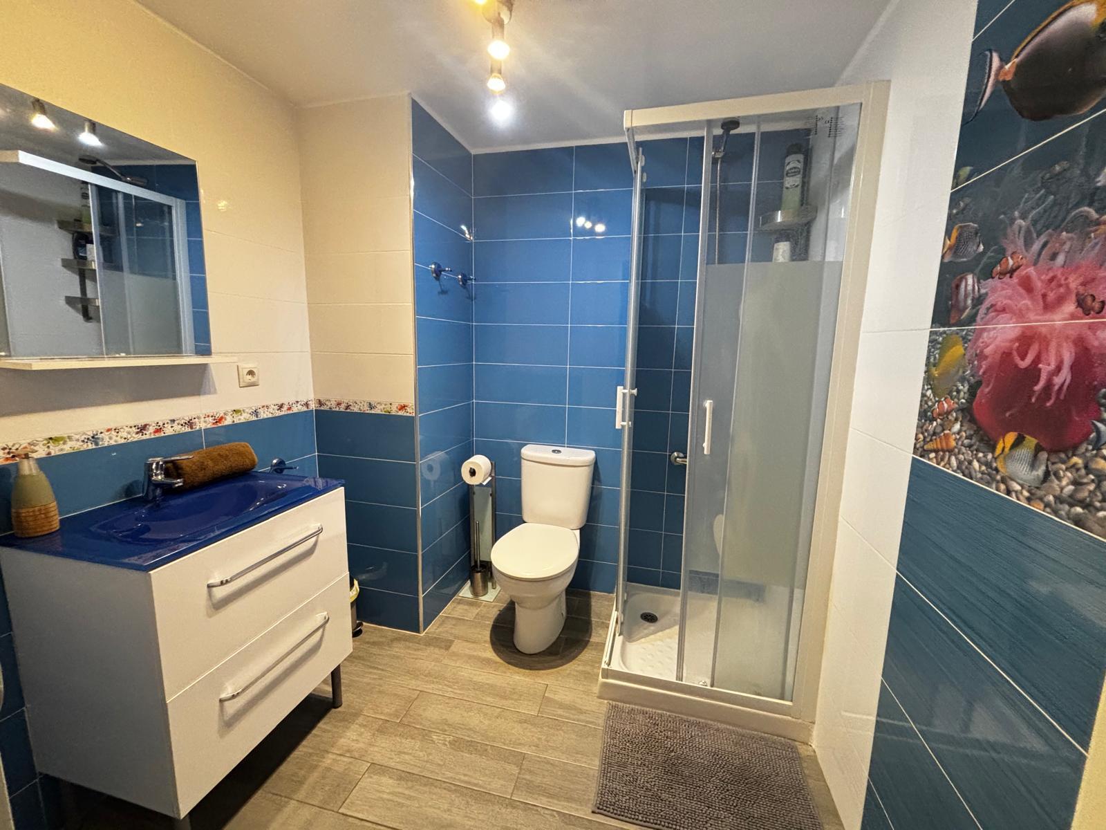 Imagen 34 Apartamento en venta en Benalmádena / A cinco minutos de la playa y Puerto Marina