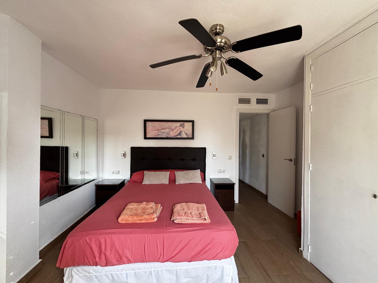 Imagen 21 Apartamento en venta en Benalmádena / A cinco minutos de la playa y Puerto Marina