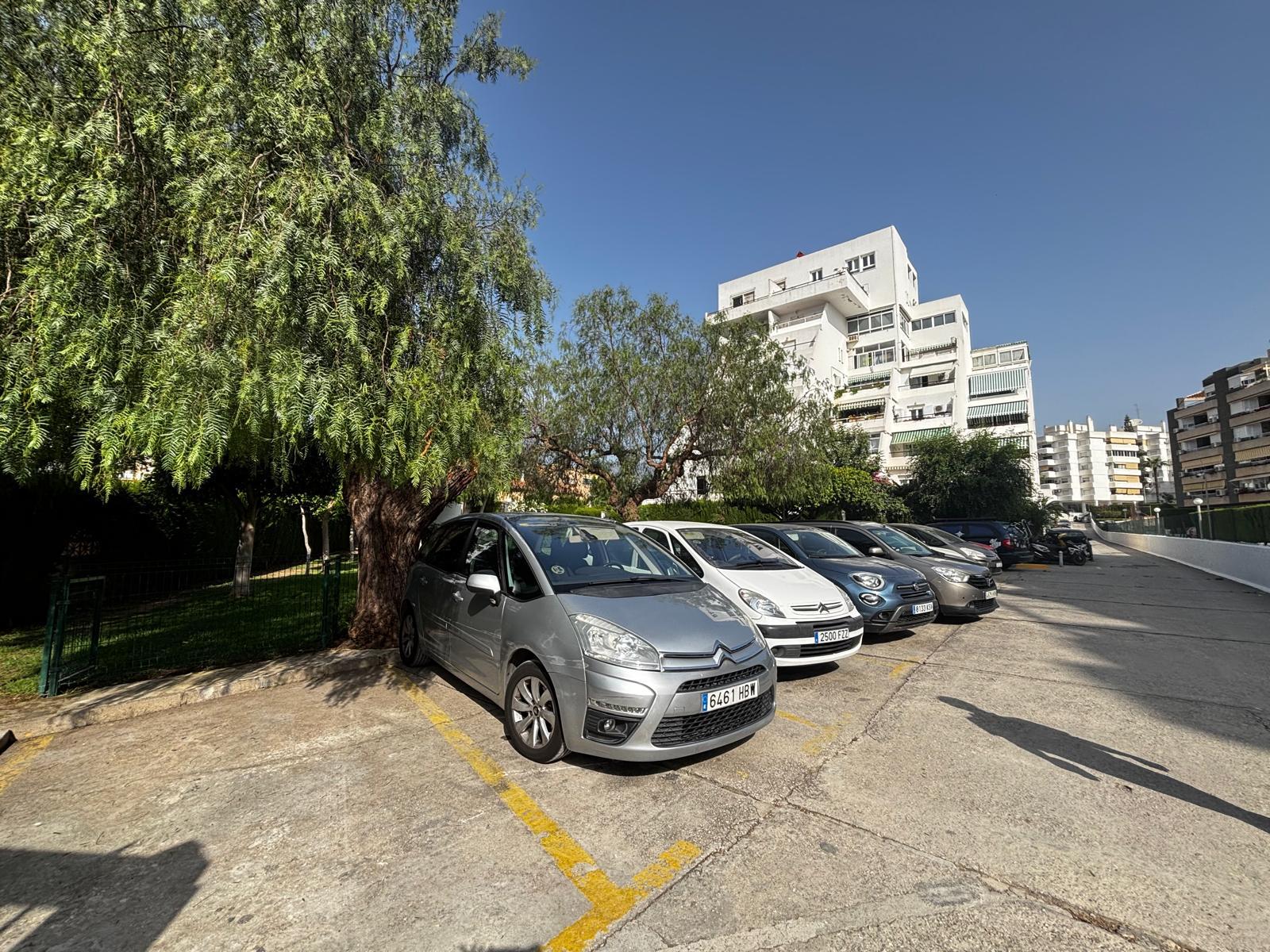 Imagen 37 Apartamento en venta en Benalmádena / A cinco minutos de la playa y Puerto Marina