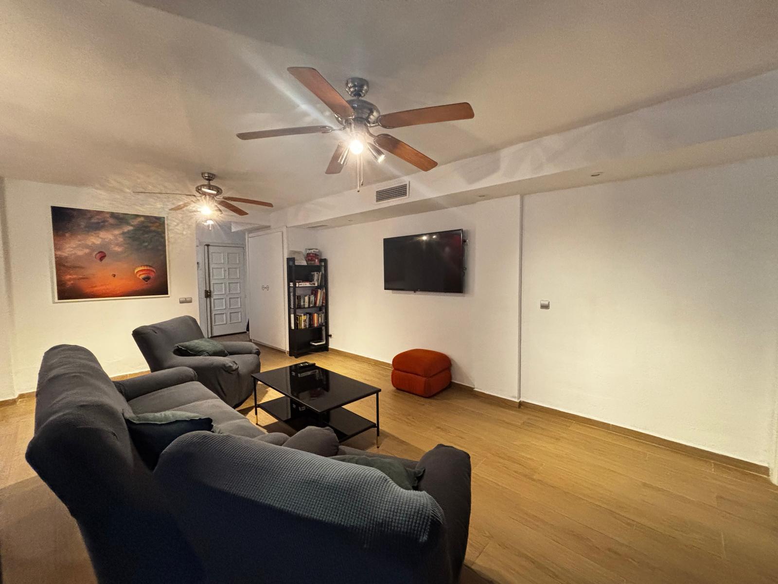 Imagen 5 Apartamento en venta en Benalmádena / A cinco minutos de la playa y Puerto Marina