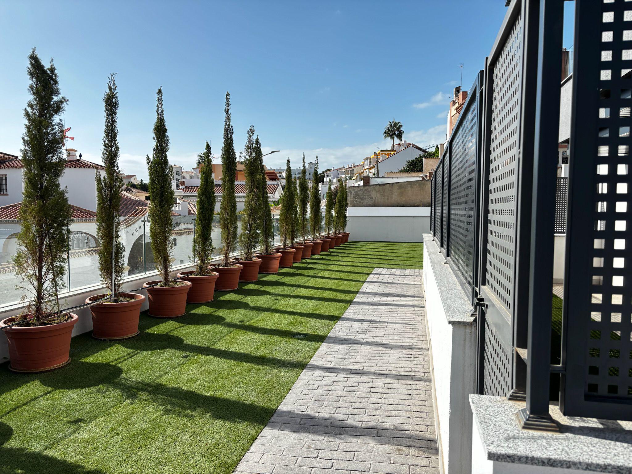 Imagen 27 Piso en venta en Torremolinos / A 700m de la Carihuela, prox. a glorieta del Pez Espada