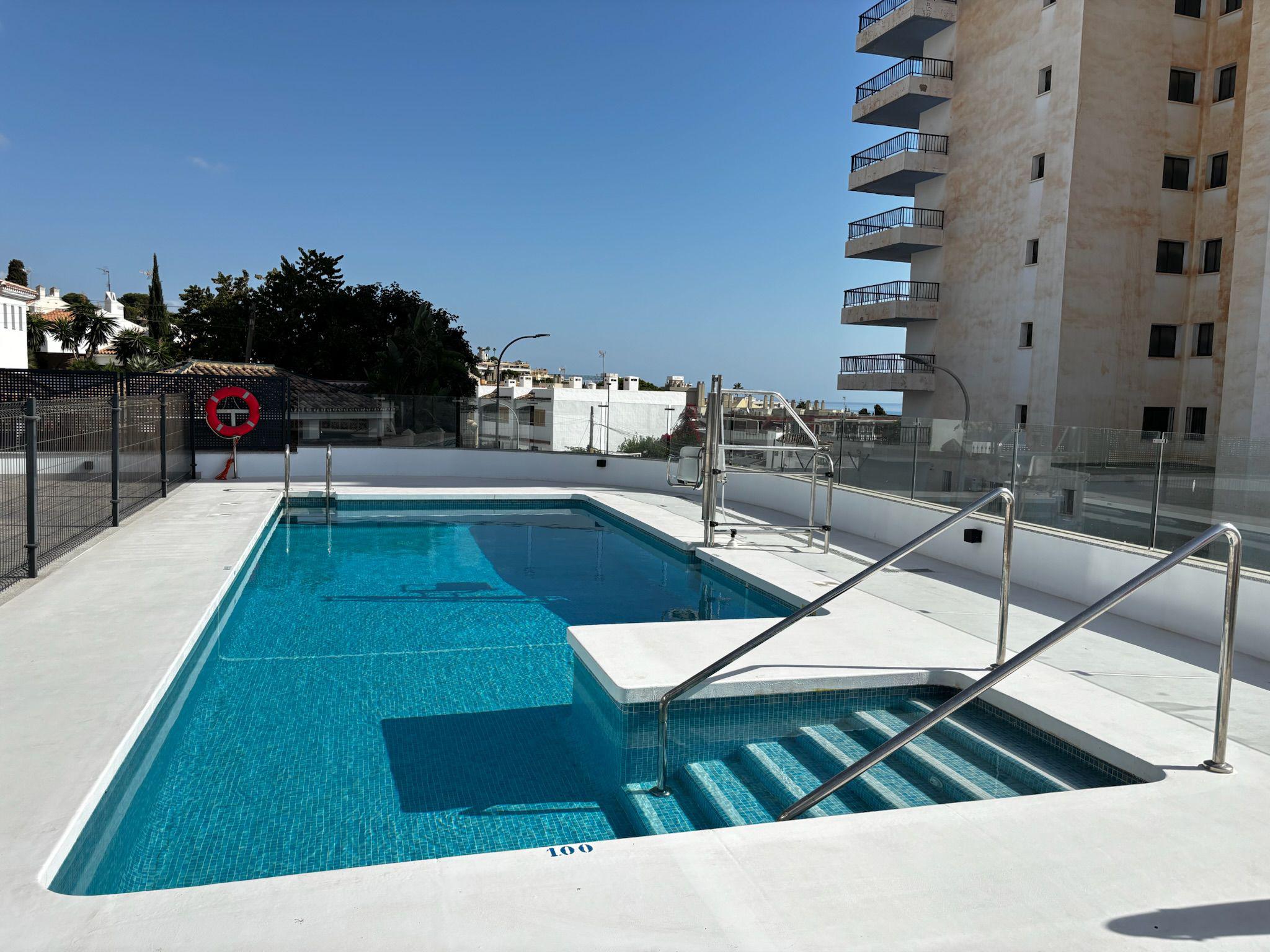 Imagen 25 Piso en venta en Torremolinos / A 700m de la Carihuela, prox. a glorieta del Pez Espada