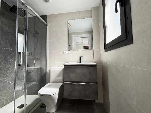 Imagen 17 Inmueble 294816 - Piso en venta en Torremolinos / A 700m de la Carihuela, prox. a glorieta del Pez Espada