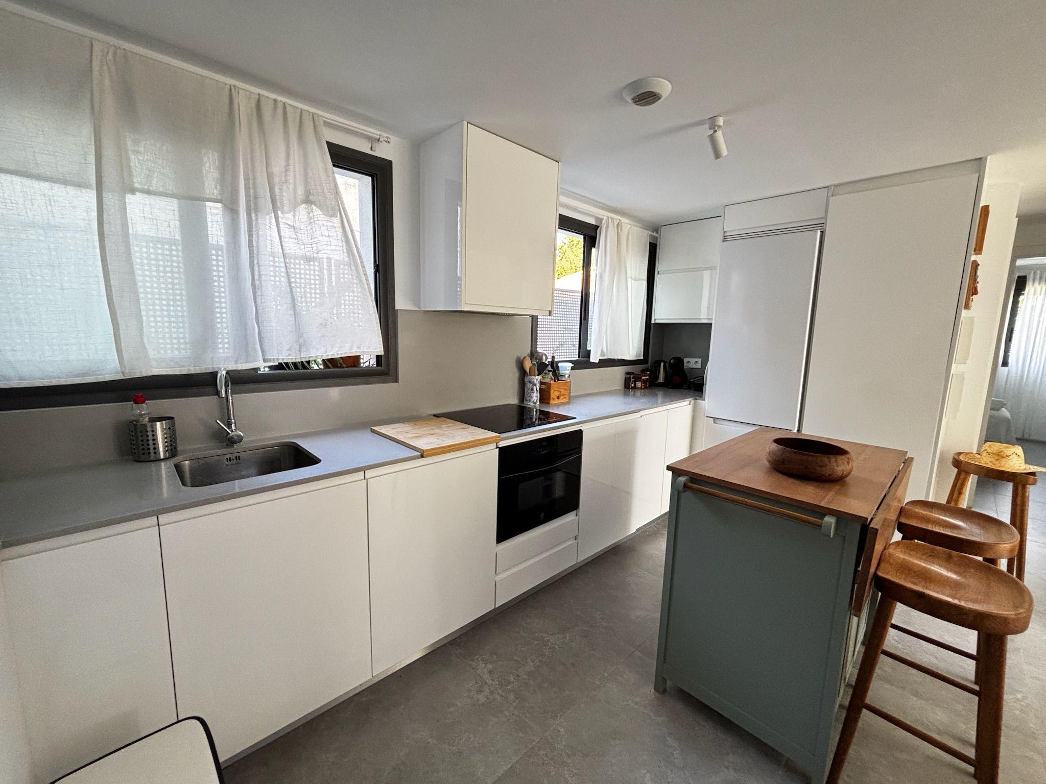 Imagen 7 Piso en venta en Torremolinos / A 700m de la Carihuela, prox. a glorieta del Pez Espada