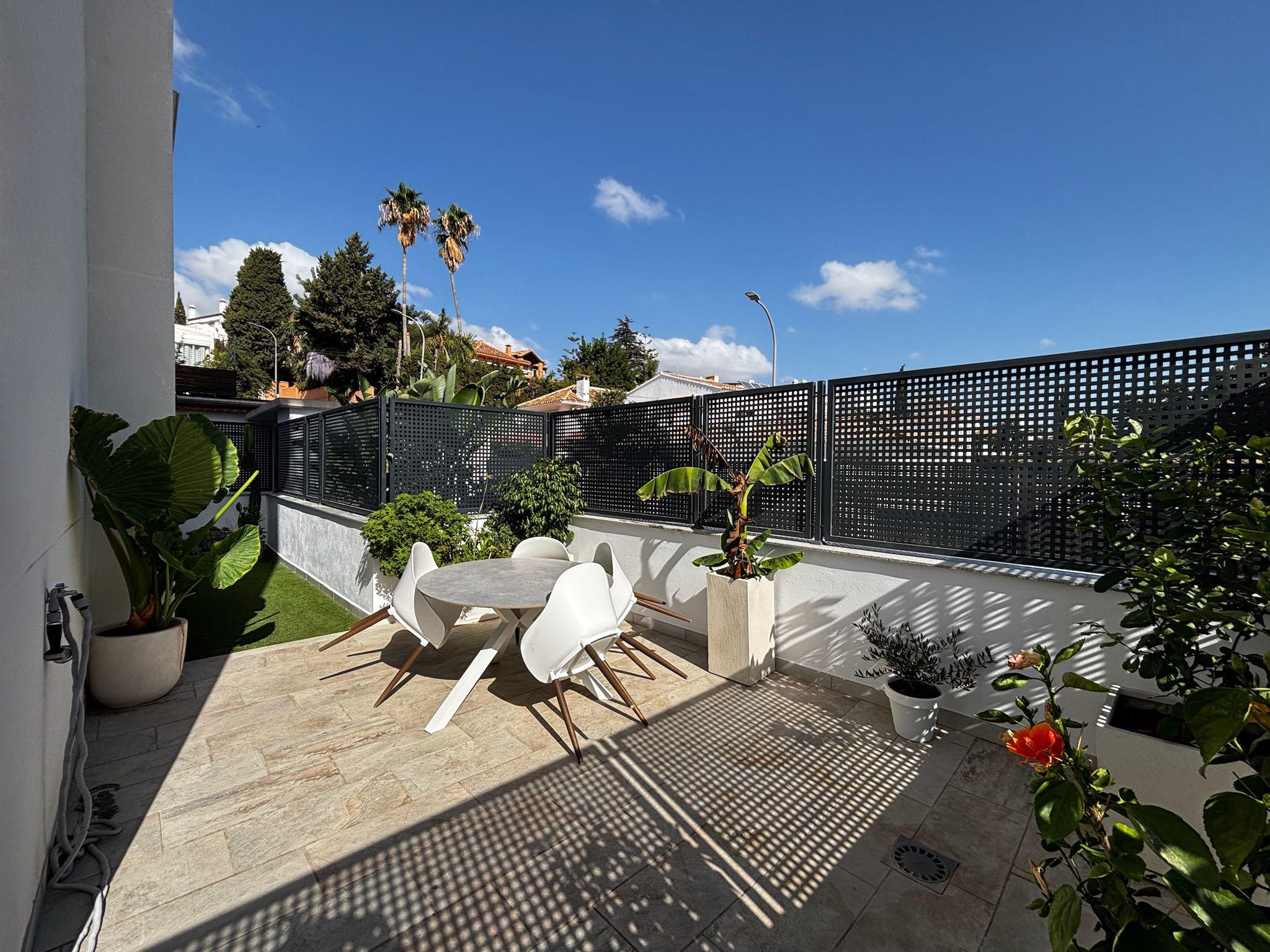 Imagen 9 Piso en venta en Torremolinos / A 700m de la Carihuela, prox. a glorieta del Pez Espada