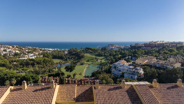 Imagen 8 Inmueble 295078 - Apto. Playa en venta en Benalmádena / Zona Finca Doña María, junto al Golf Torrequebrada