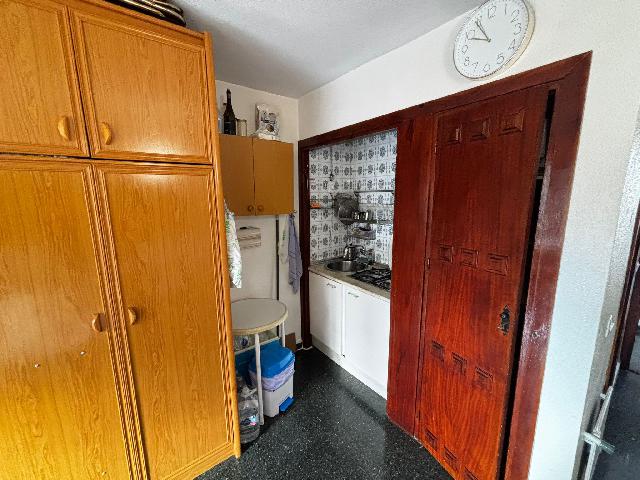 Imagen 9 Inmueble 297146 - Apartamento en venta en Benalmádena / Estudio junto a Puerto Marina, a 7 min. de la playa. 