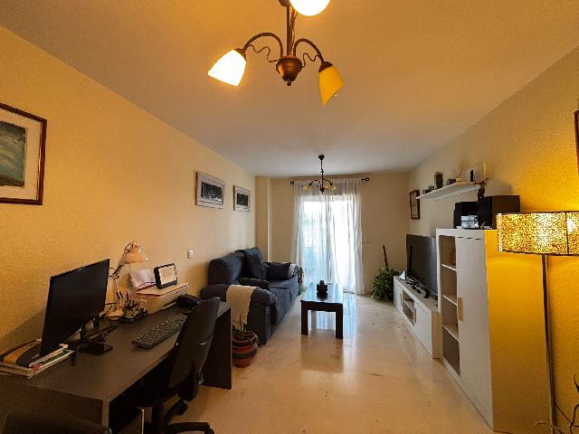 Imagen 2 Inmueble 297332 - Apartamento en venta en Benalmádena / Junto al Parque de la Paloma, enfrente de Selwo Marina