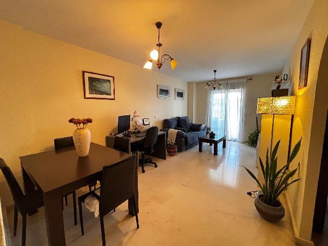 Imagen 4 Inmueble 297332 - Apartamento en venta en Benalmádena / Junto al Parque de la Paloma, enfrente de Selwo Marina