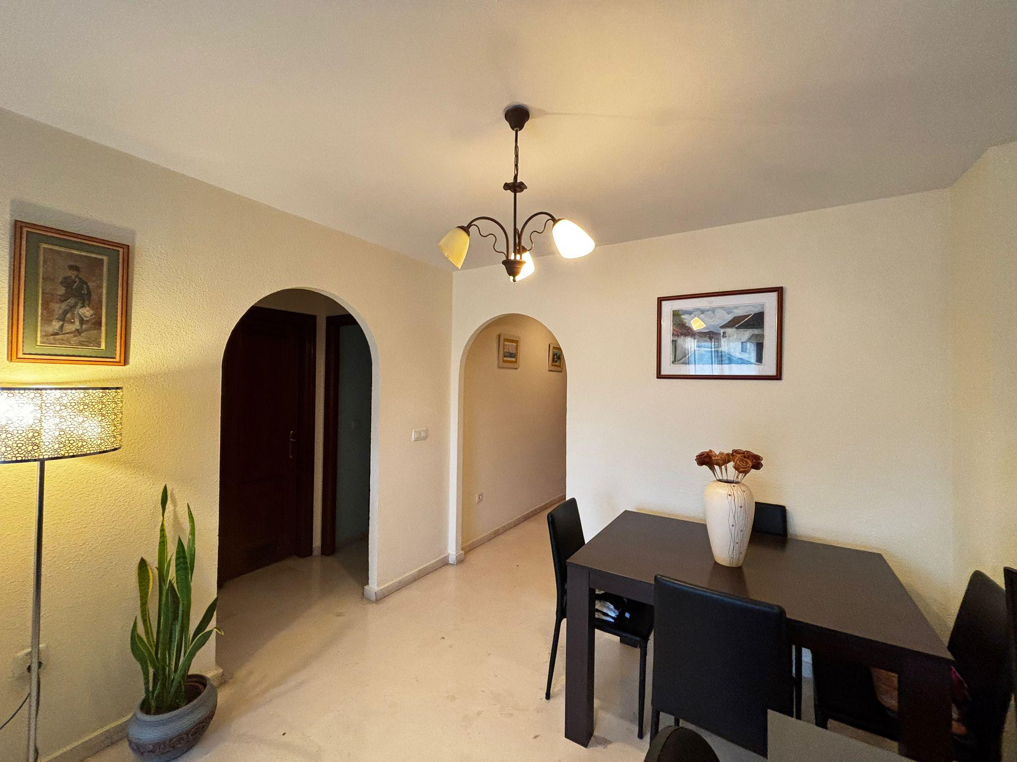 Imagen 12 Apartamento en venta en Benalmádena / Junto al Parque de la Paloma, enfrente de Selwo Marina