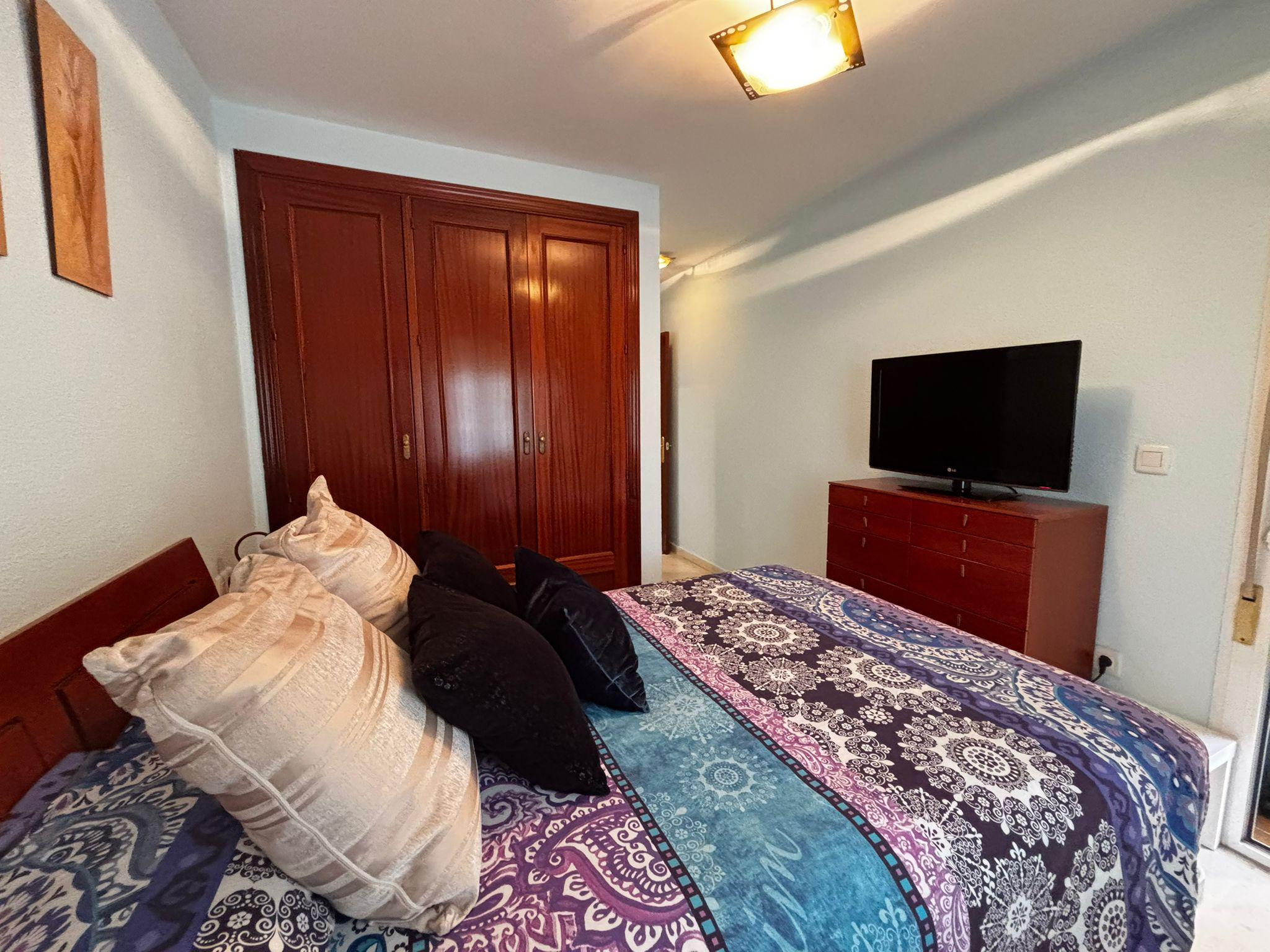 Imagen 17 Apartamento en venta en Benalmádena / Junto al Parque de la Paloma, enfrente de Selwo Marina