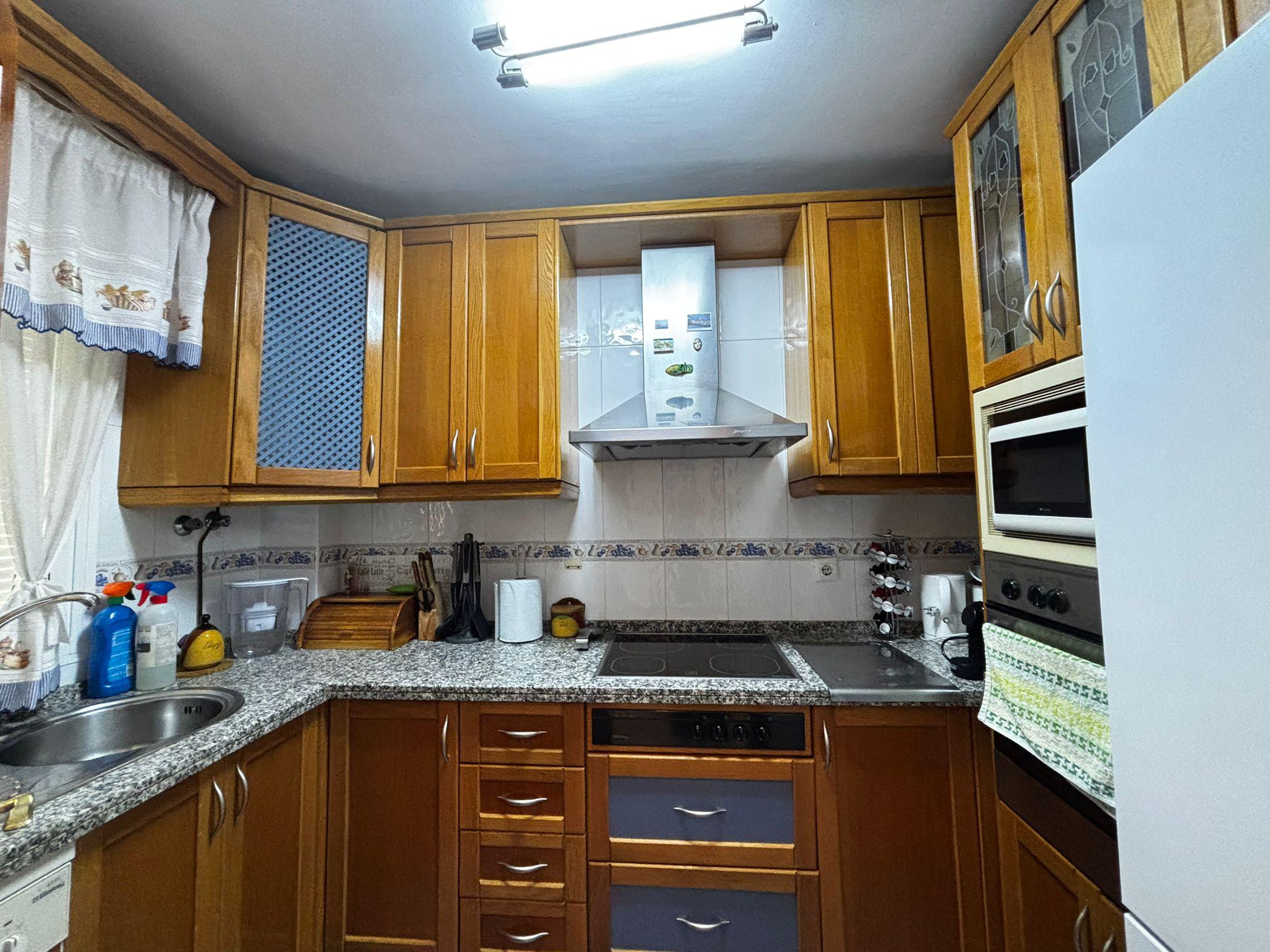 Imagen 16 Apartamento en venta en Benalmádena / Junto al Parque de la Paloma, enfrente de Selwo Marina