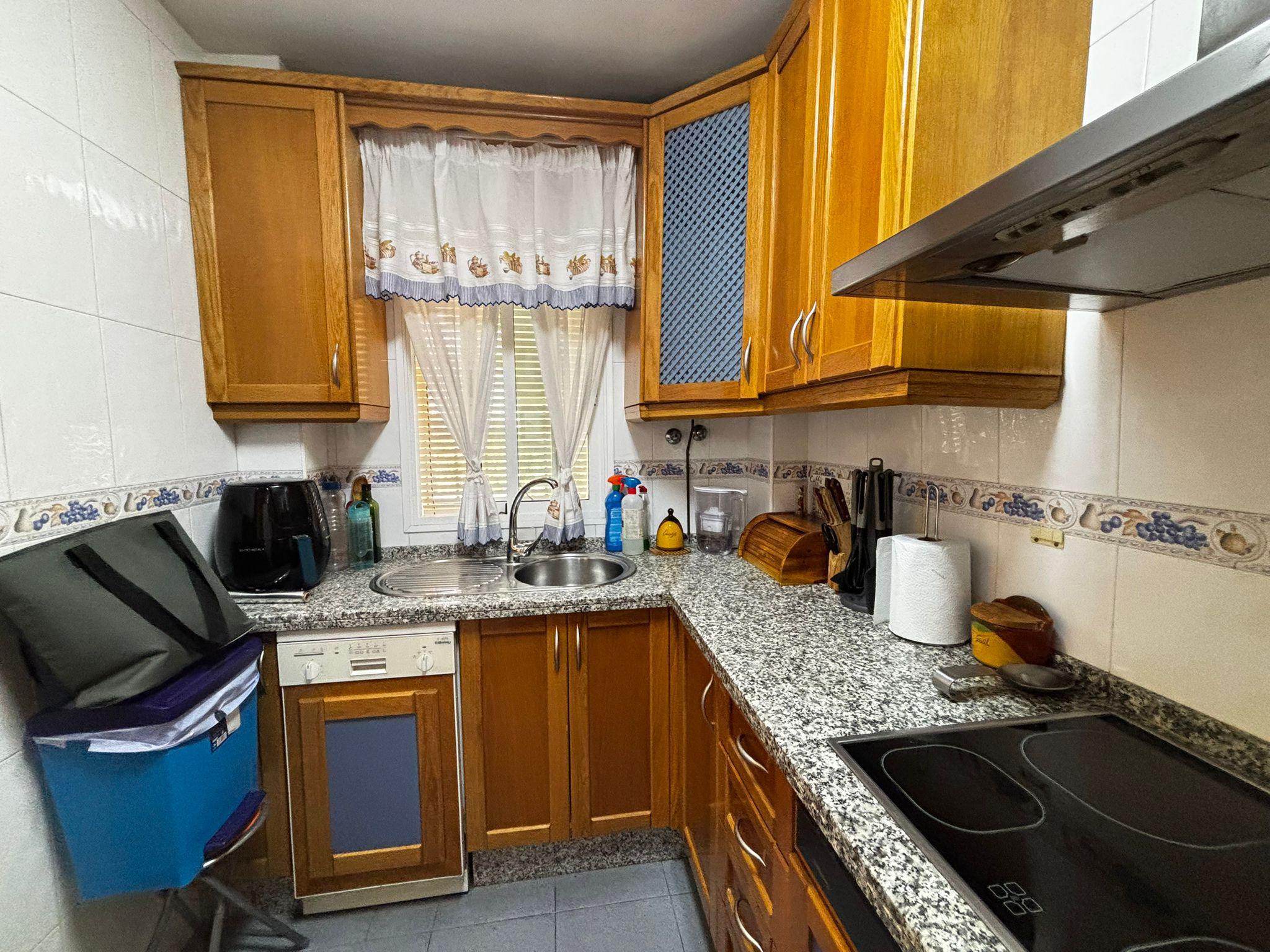 Imagen 7 Apartamento en venta en Benalmádena / Junto al Parque de la Paloma, enfrente de Selwo Marina