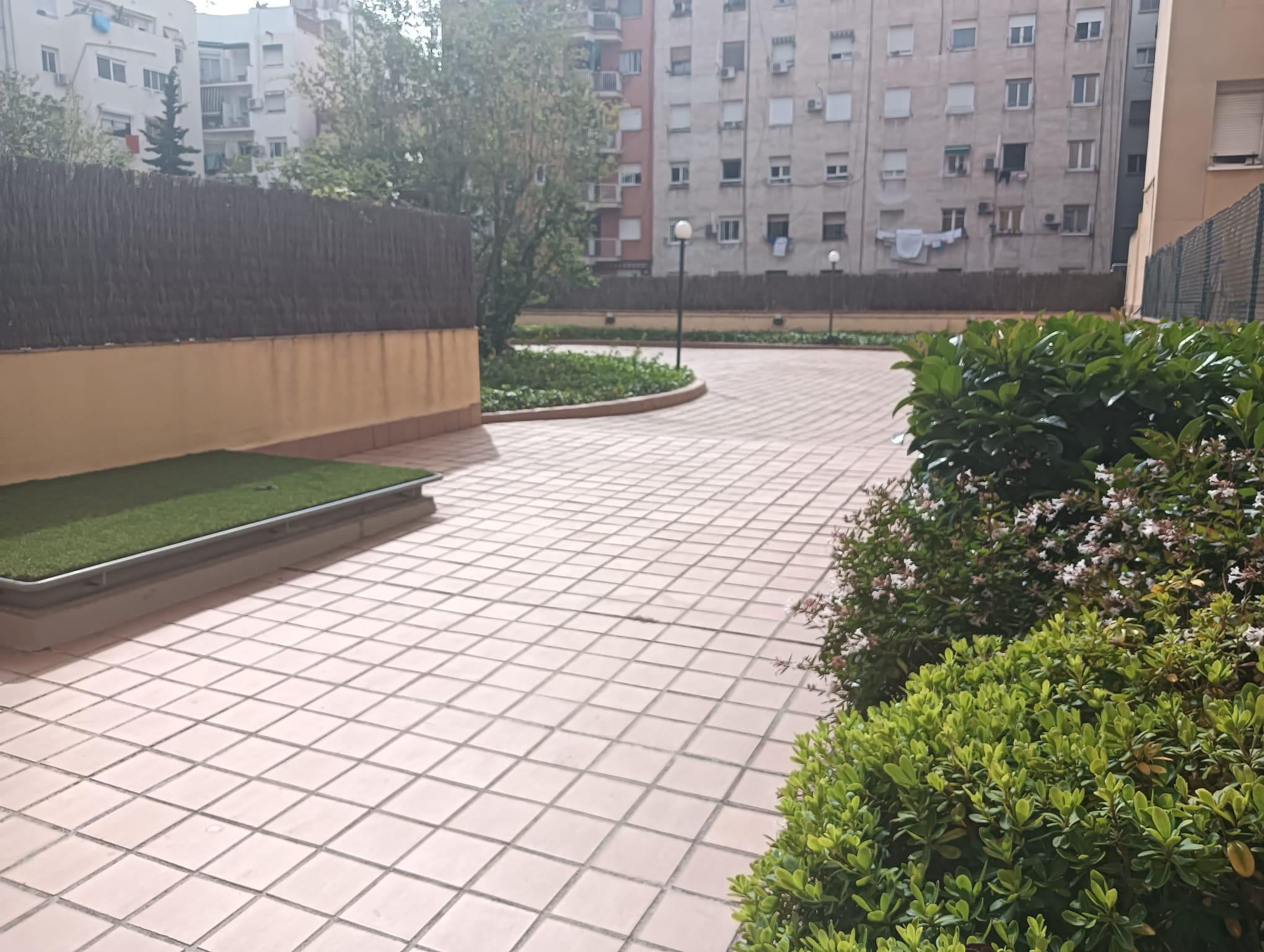 Imagen 3 Piso en venta en Barcelona / Mallorca - Castillejos