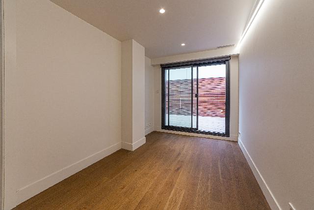 Imagen 10 Inmueble 267334 - Dúplex en venta en Barcelona / Via Augusta - Julián Romea 