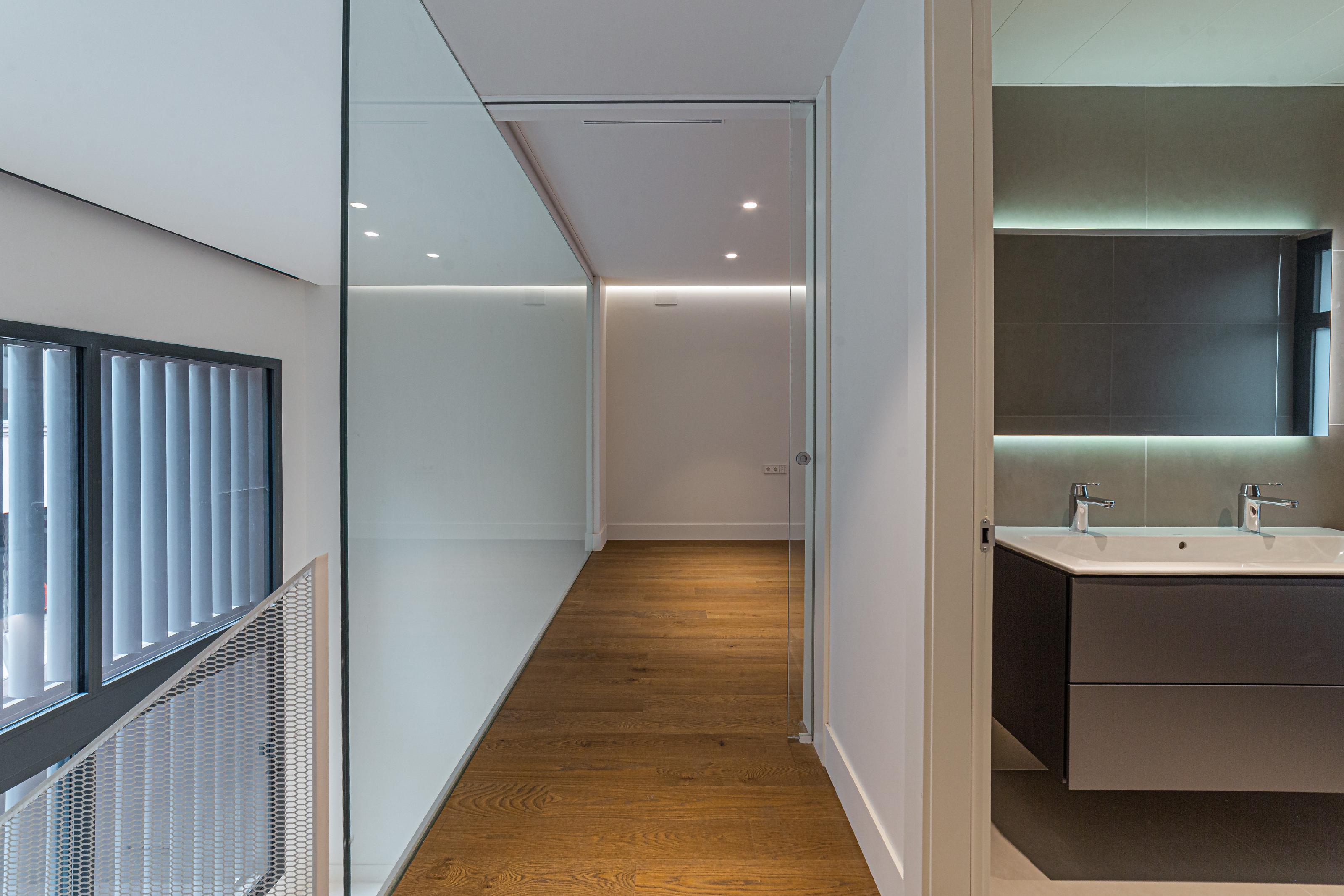 Imagen 14 Dúplex en venta en Barcelona / Via Augusta - Julián Romea 