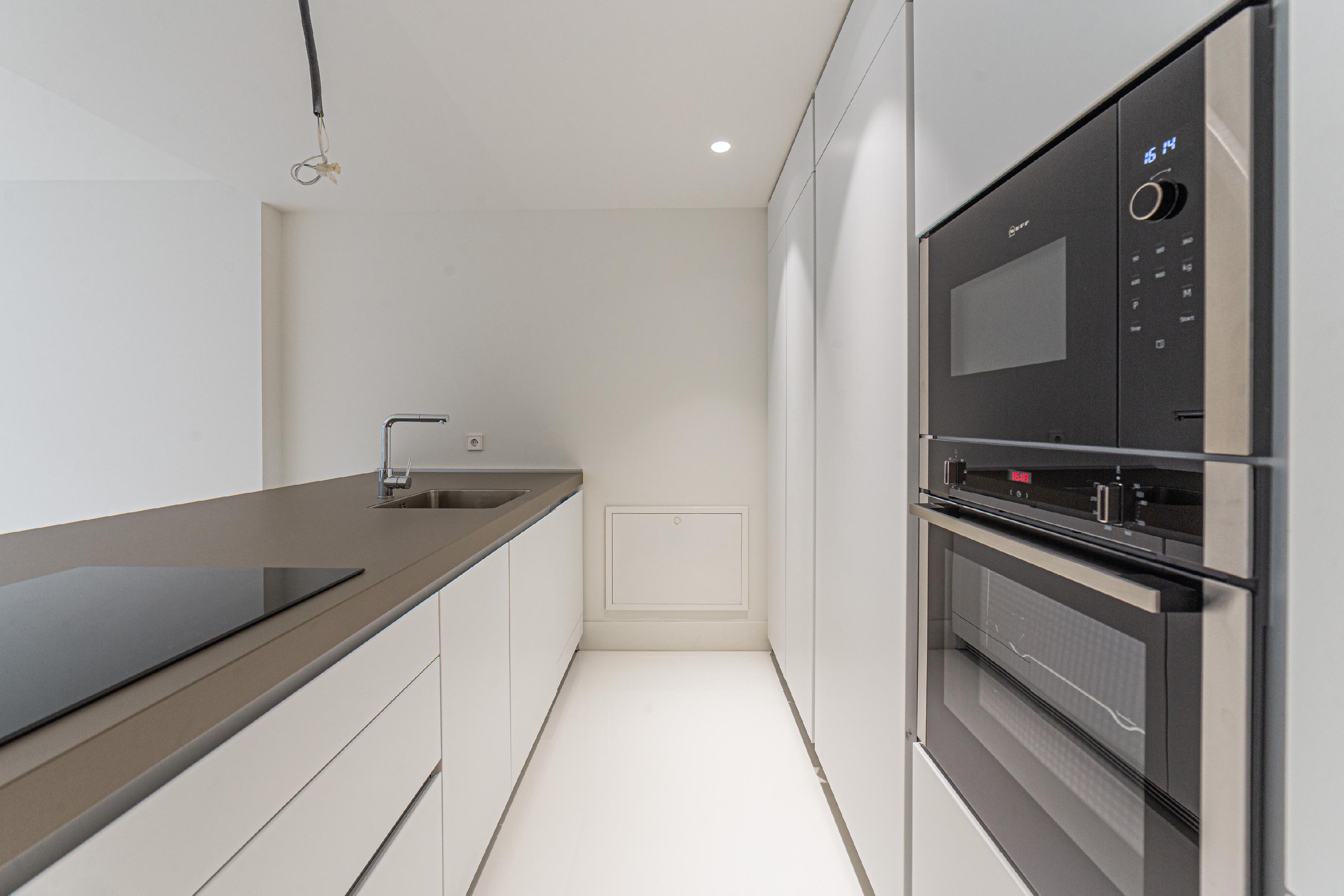 Imagen 3 Dúplex en venta en Barcelona / Via Augusta - Julián Romea 