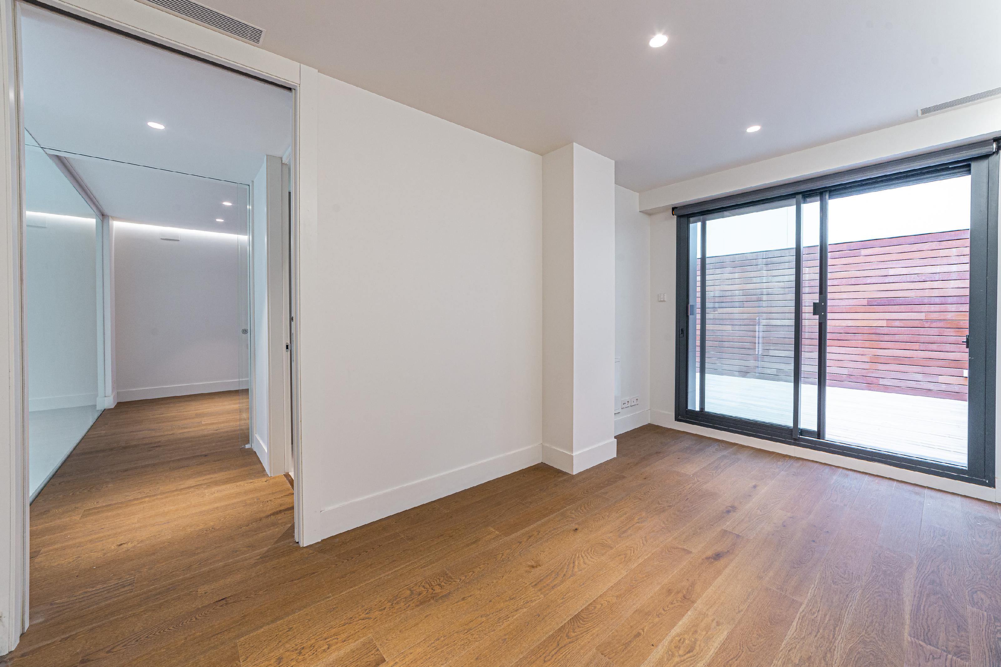 Imagen 17 Dúplex en venta en Barcelona / Via Augusta - Julián Romea 