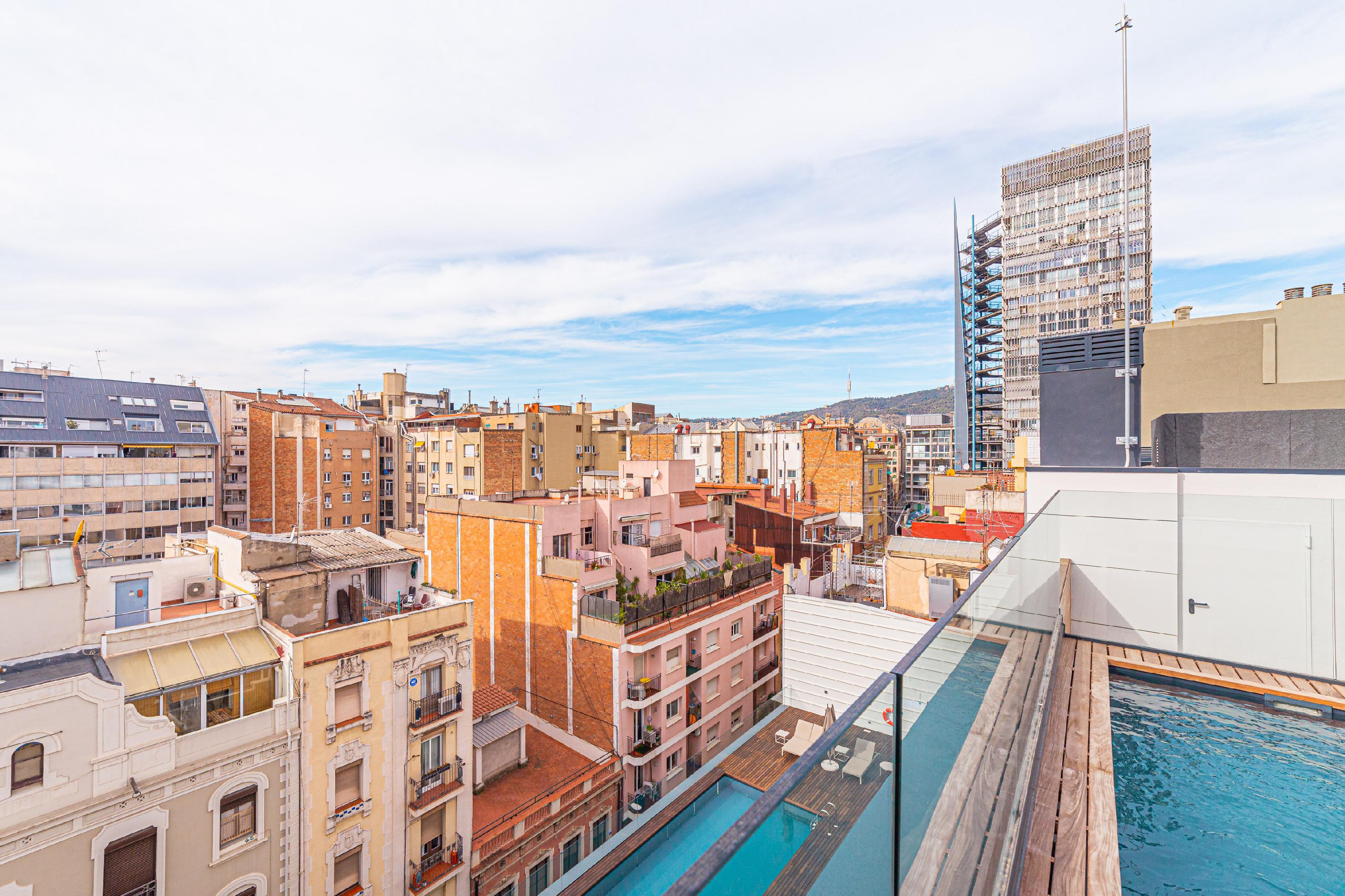 Imagen 5 Piso en venta en Barcelona / Via Augusta - Julián Romea 