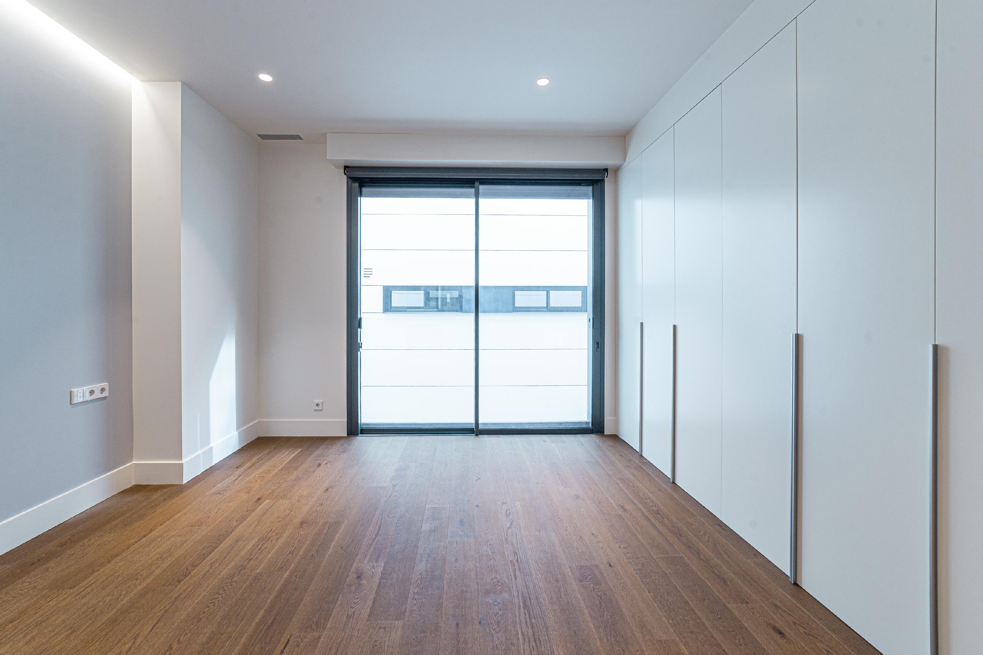 Imagen 20 Piso en venta en Barcelona / Via Augusta - Julián Romea 