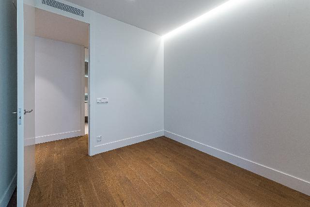 Imagen 18 Inmueble 267525 - Piso en venta en Barcelona / Via Augusta - Julián Romea 