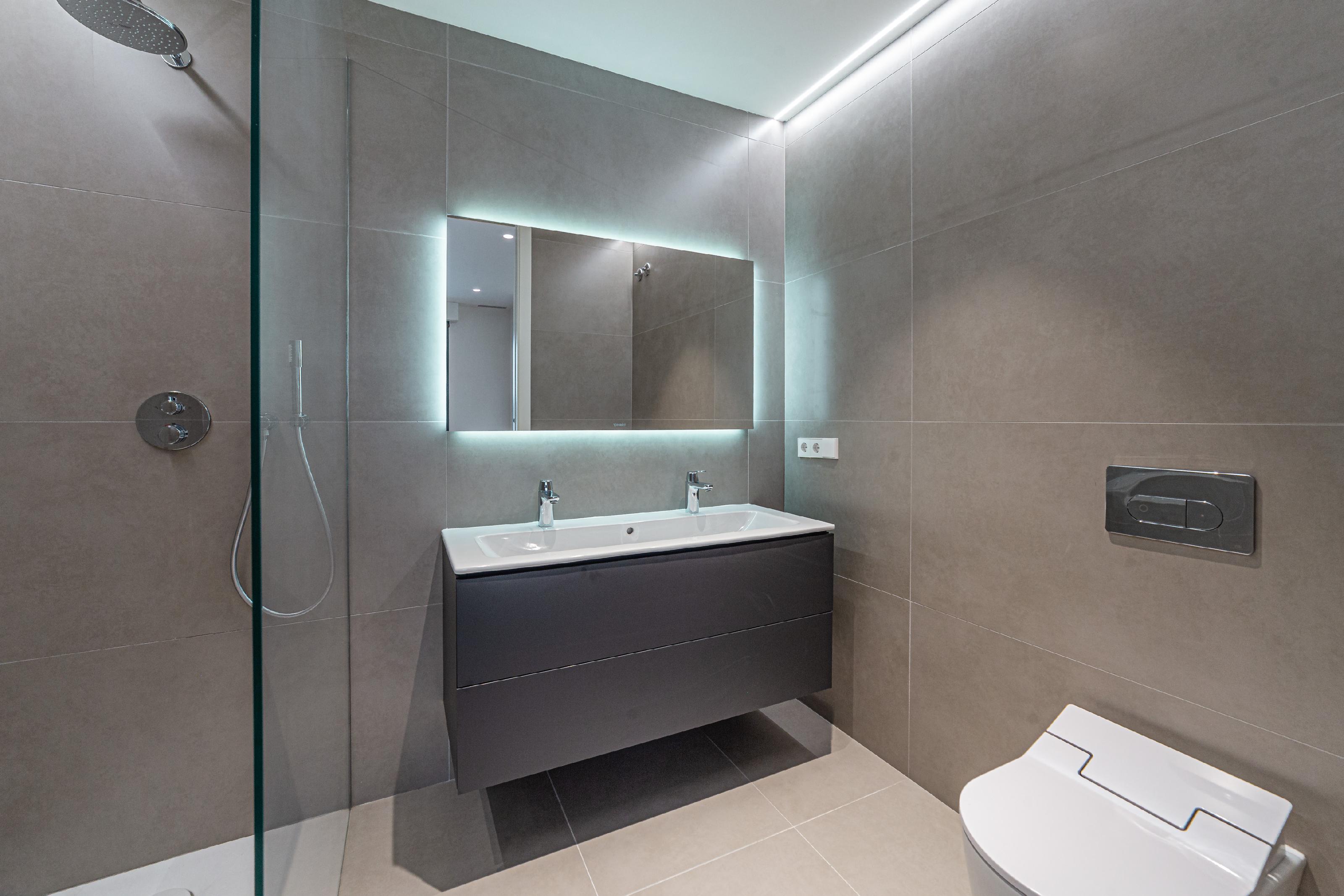 Imagen 23 Piso en venta en Barcelona / Via Augusta - Julián Romea 