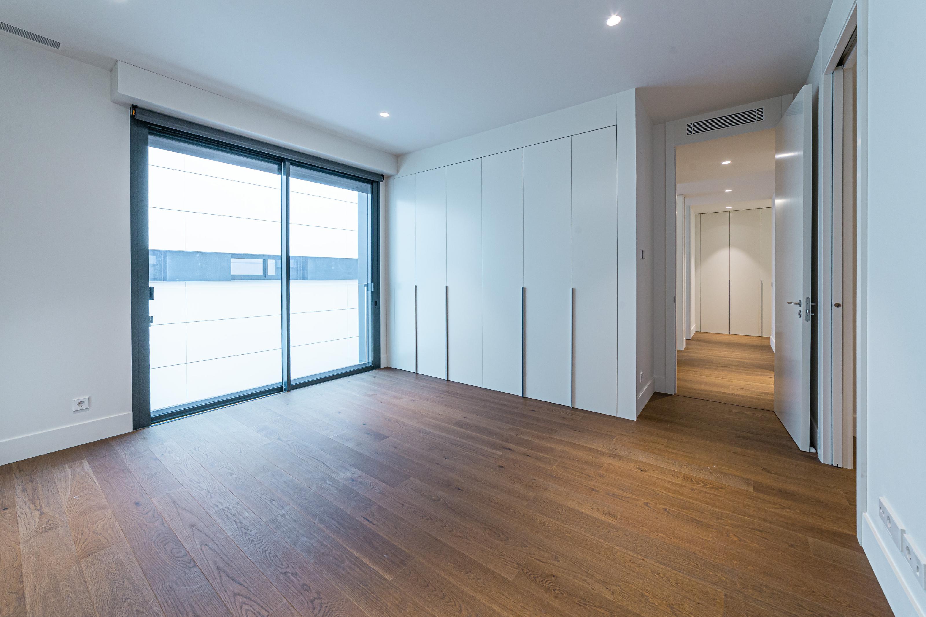 Imagen 19 Piso en venta en Barcelona / Via Augusta - Julián Romea 