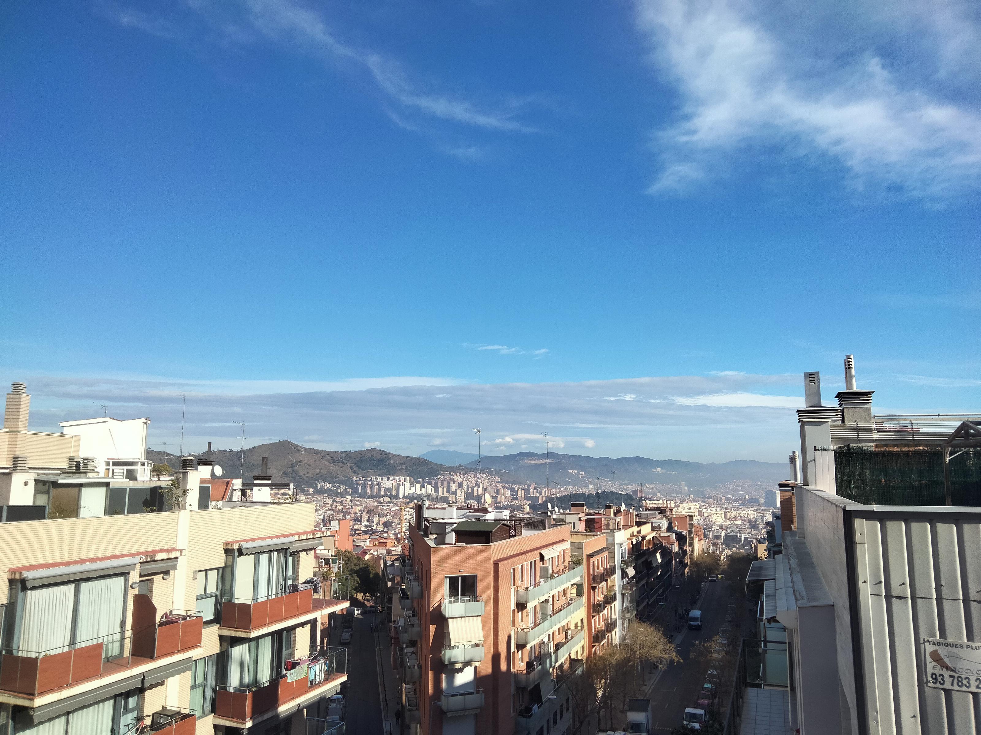 Imagen 18 Piso en venta en Barcelona / Junto metro Teixonera